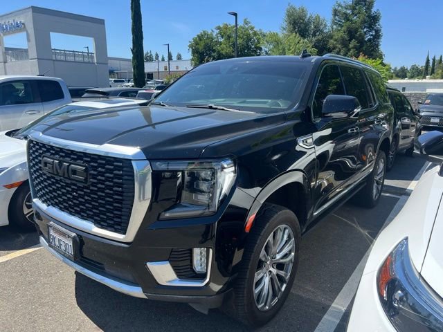 Used 2021 GMC Yukon Denali w/ Denali Premium Package AWD/4WD image 1