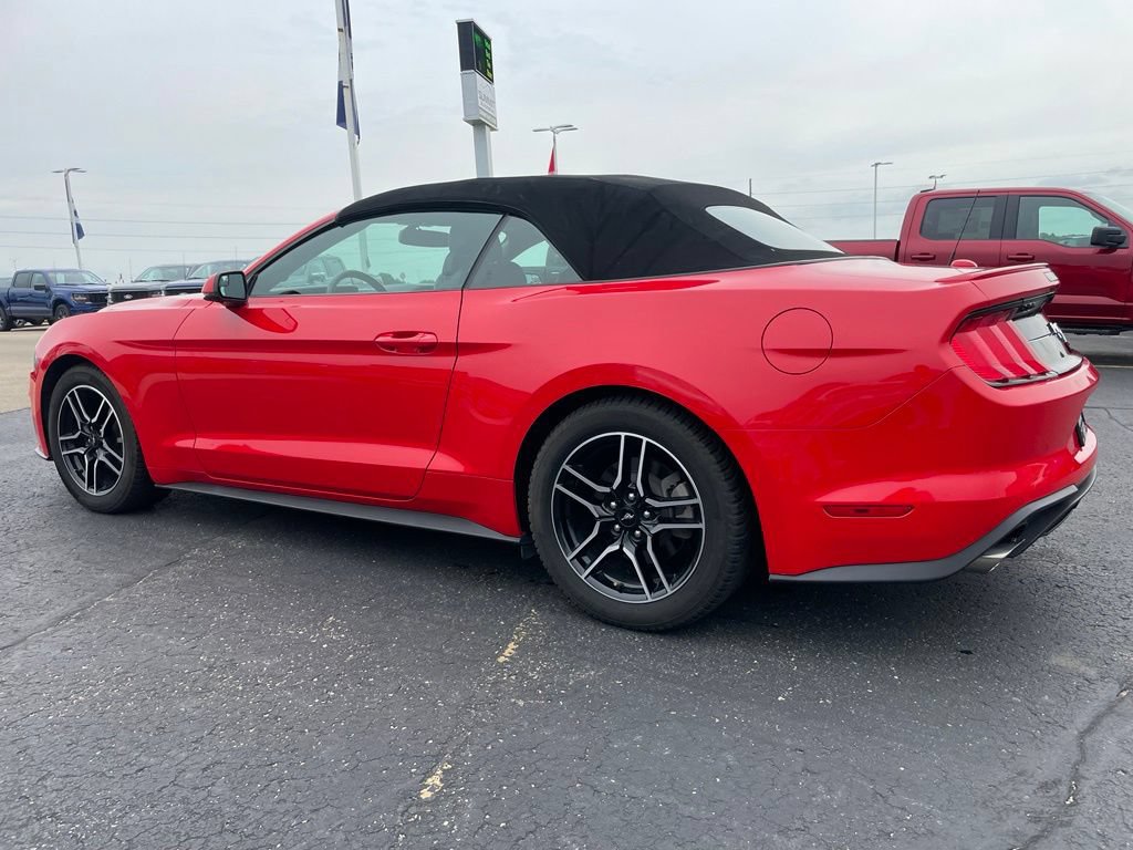 Used 2018 Ford Mustang Premium RWD image 7