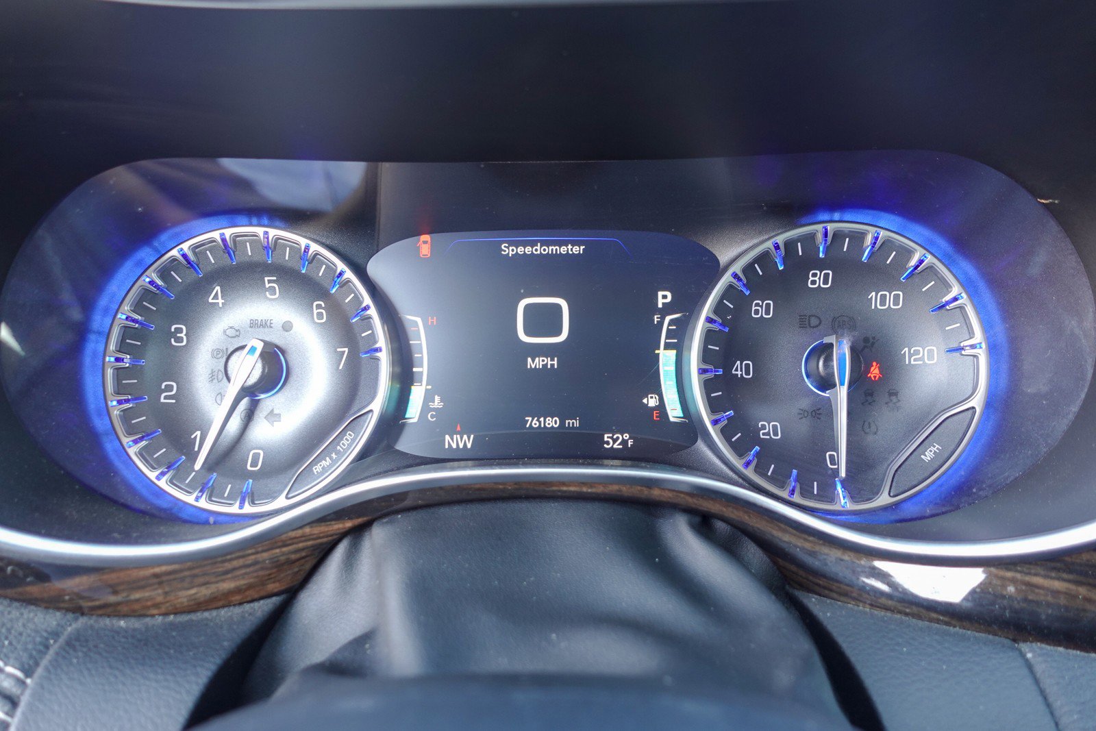 Used 2023 Chrysler Pacifica Limited image 17