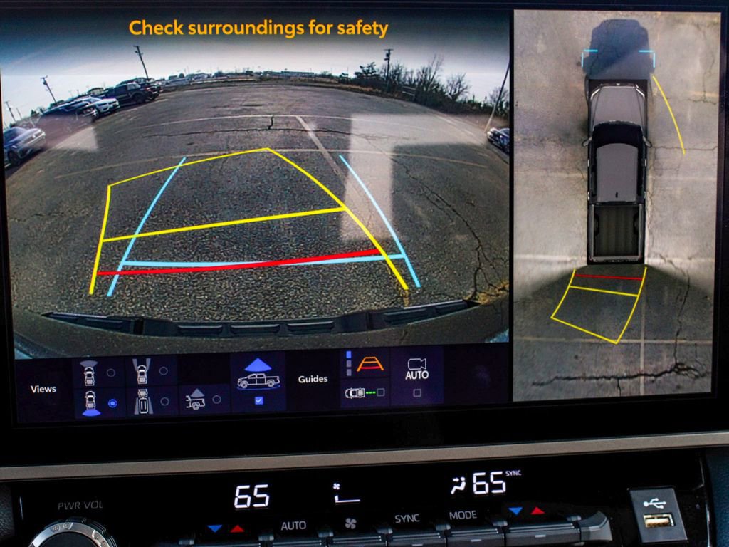 Used 2025 Toyota Tundra Limited AWD/4WD image 19