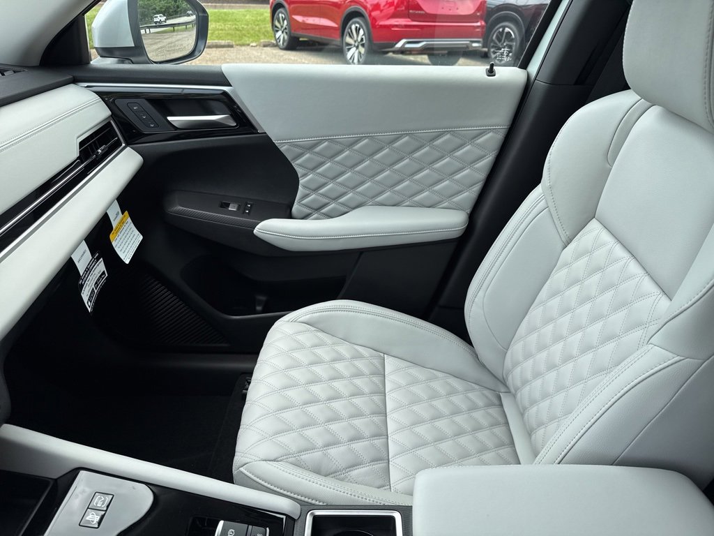New 2025 Mitsubishi Outlander SEL image 27