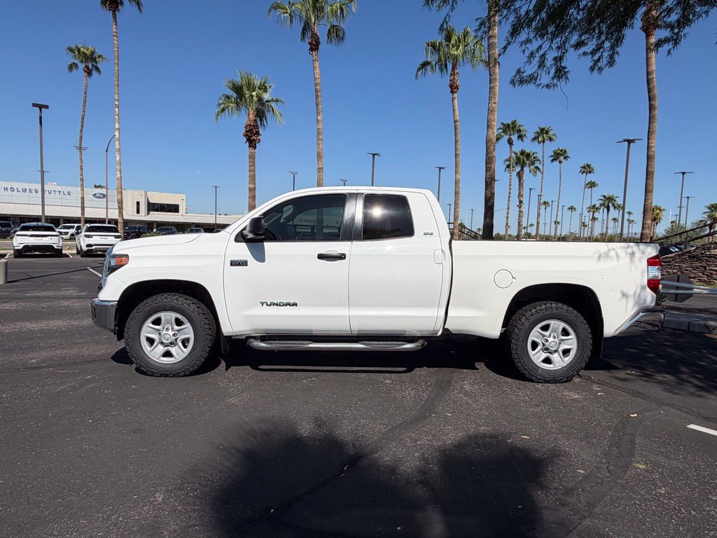 Used 2019 Toyota Tundra SR5 AWD/4WD image 3