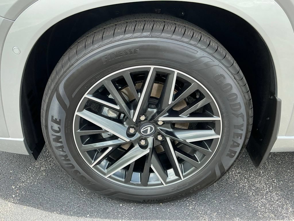 New 2026 Lexus TX 350 AWD image 9