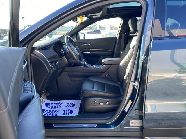 Used 2019 Cadillac XT4 Sport w/ Cold Weather Package AWD/4WD image 11