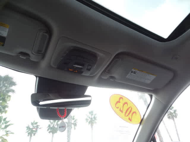 Certified 2023 Toyota Corolla Cross XLE image 36