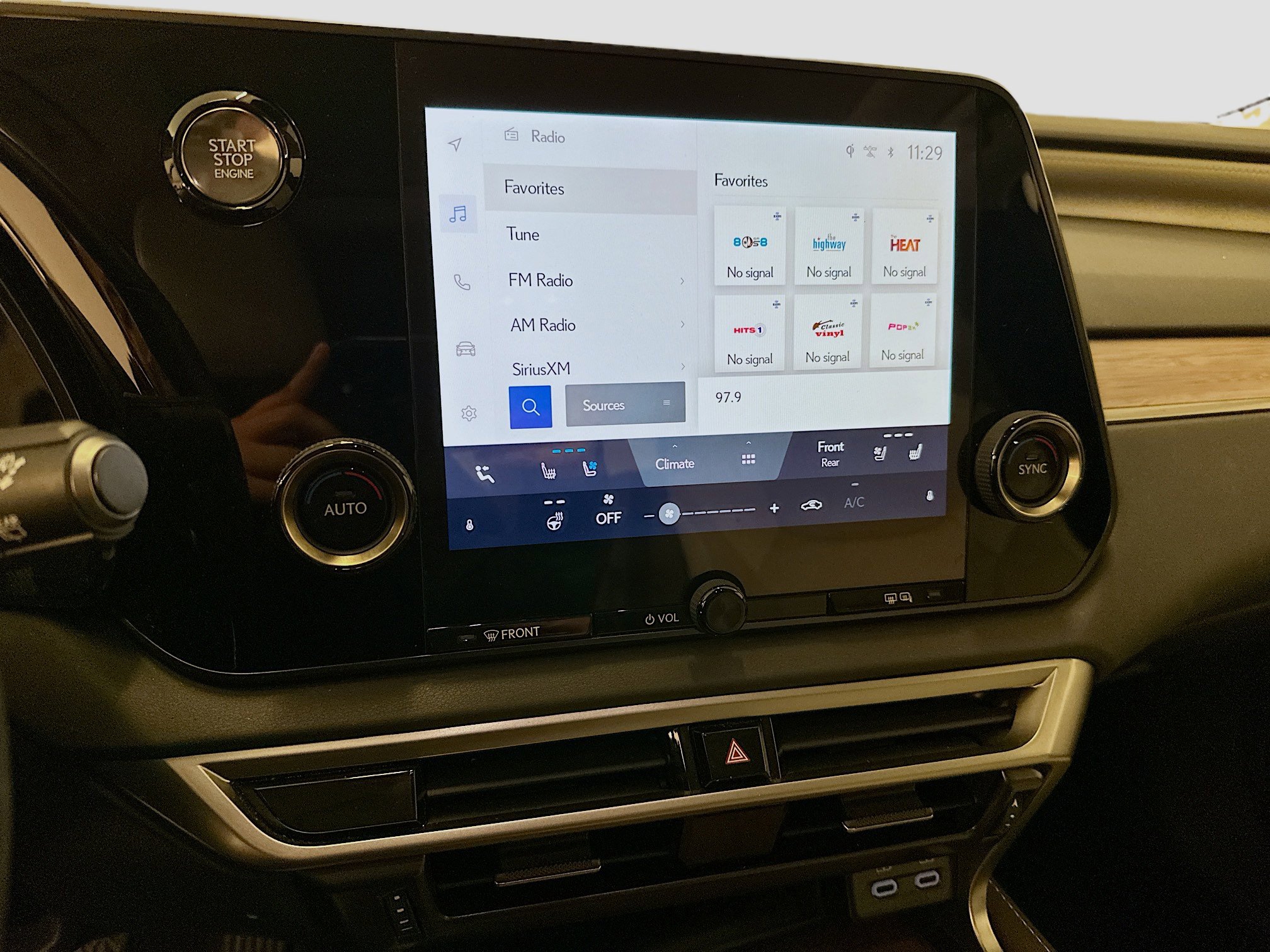 Used 2023 Lexus RX 350 Premium w/ Cold Area Package image 26