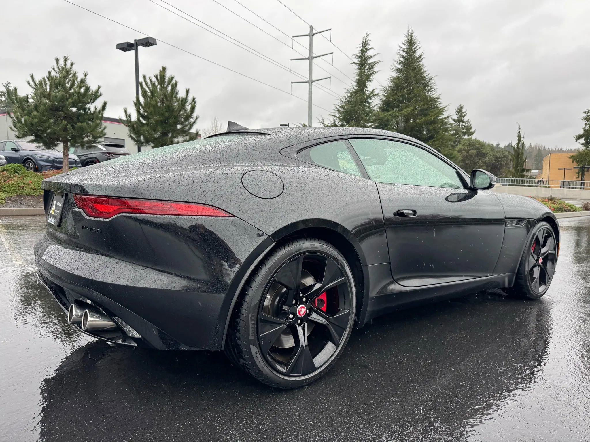 Used 2023 Jaguar F-TYPE Coupe image 11