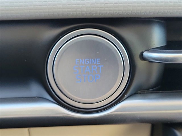 Certified 2025 Hyundai Tucson SE image 30