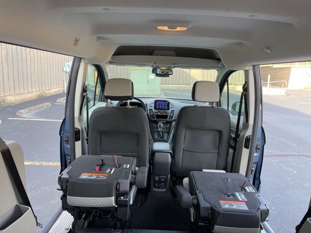 Used 2023 Ford Transit Connect XLT image 52