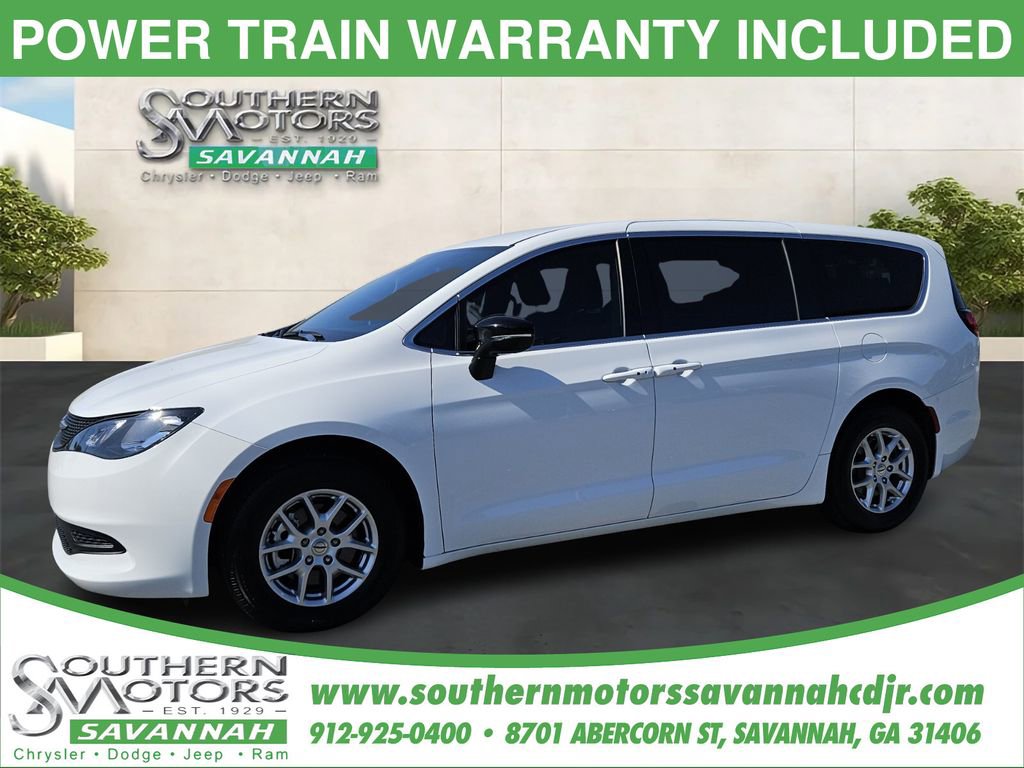 Used 2025 Chrysler Voyager LX FWD image 1