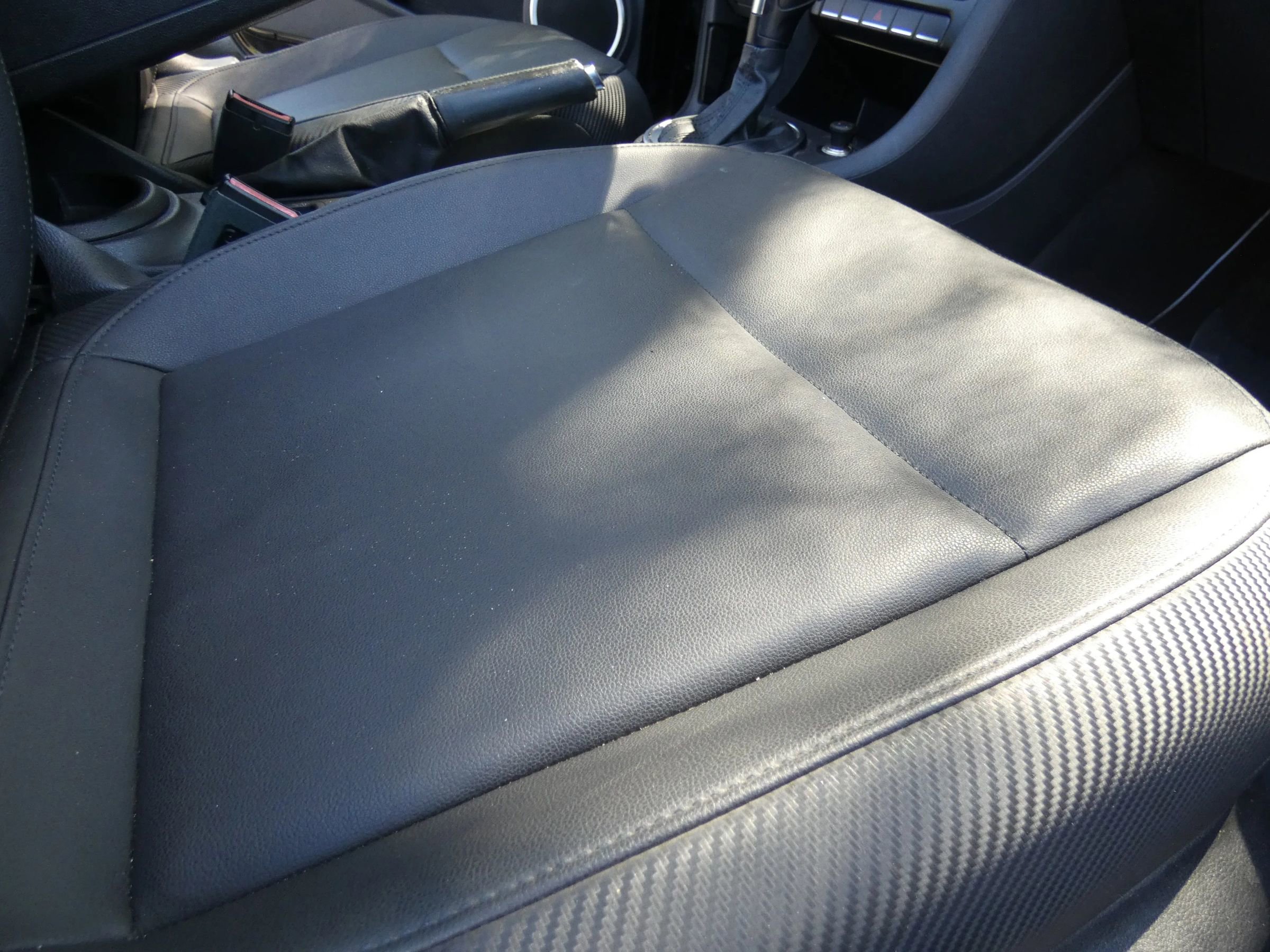 Used 2014 Volkswagen Beetle 2.5 image 23