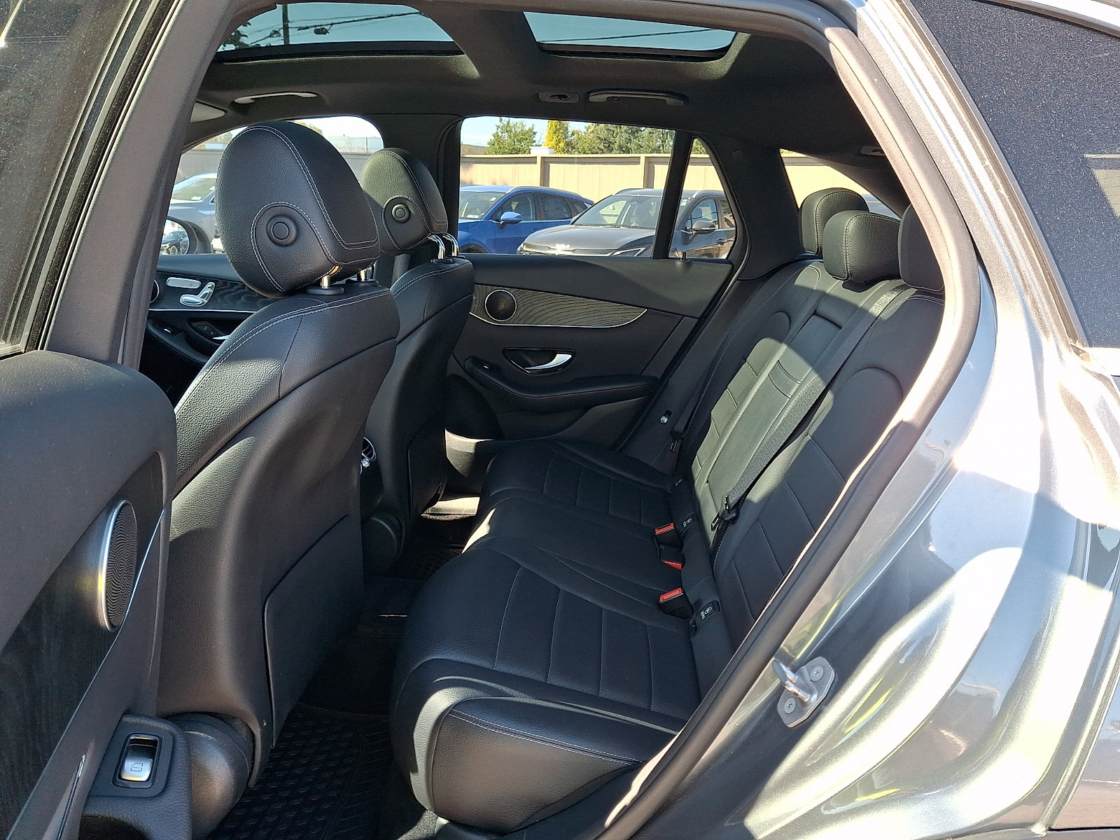 Used 2017 Mercedes-Benz GLC 300 4MATIC image 11
