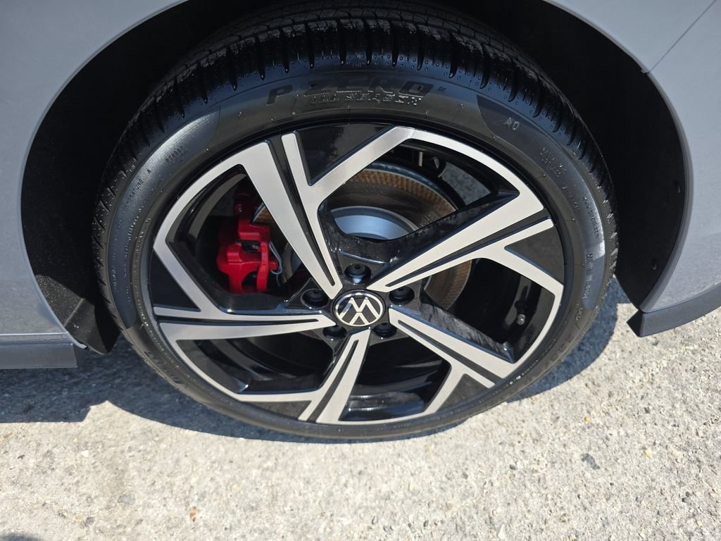 New 2026 Volkswagen GTI SE FWD image 30