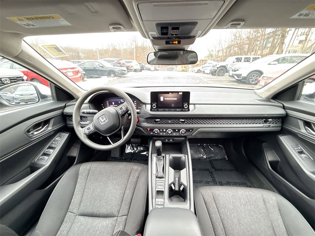 Used 2023 Honda Accord EX image 22