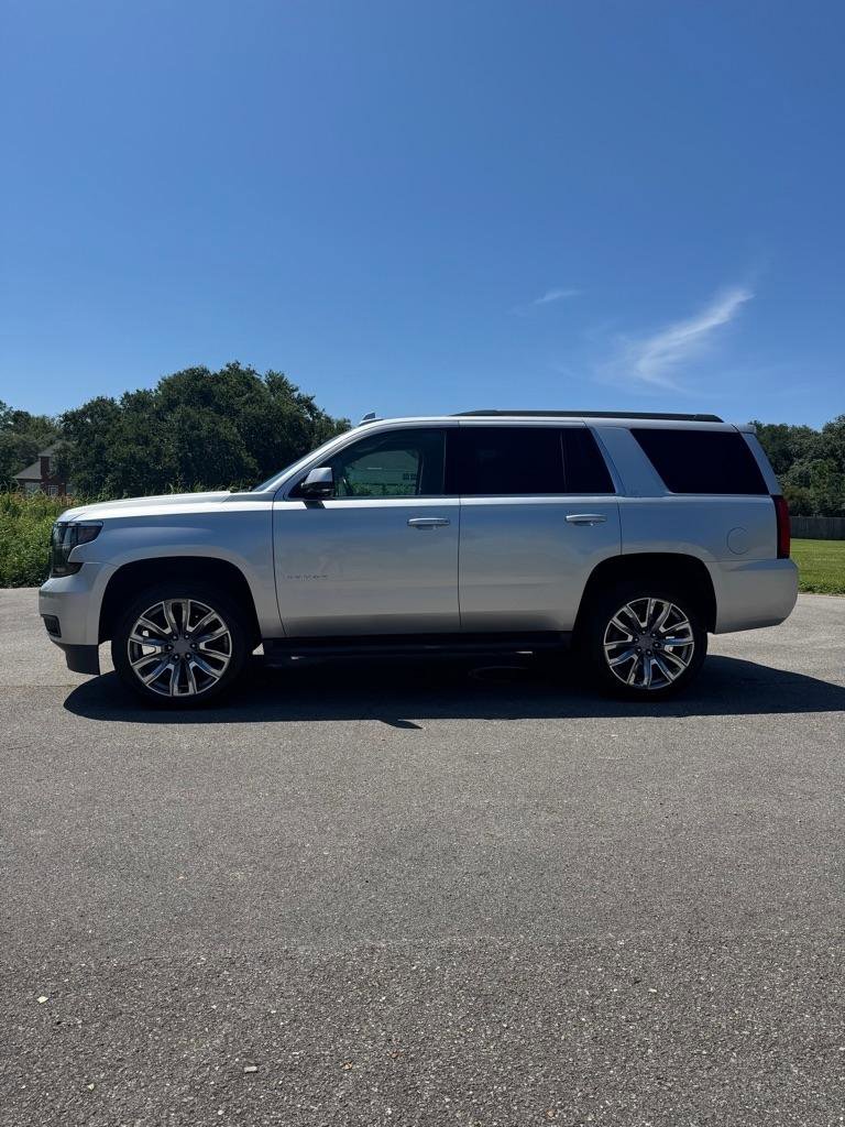 Used 2019 Chevrolet Tahoe LT RWD image 2