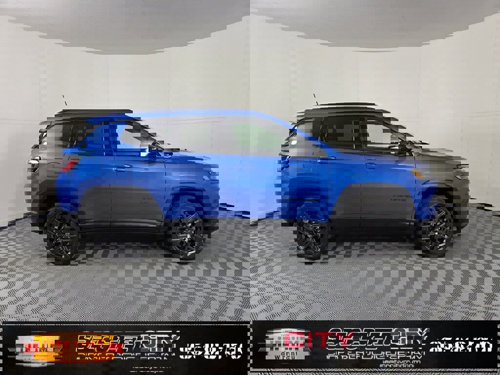 New 2026 Jeep Compass Latitude image 8