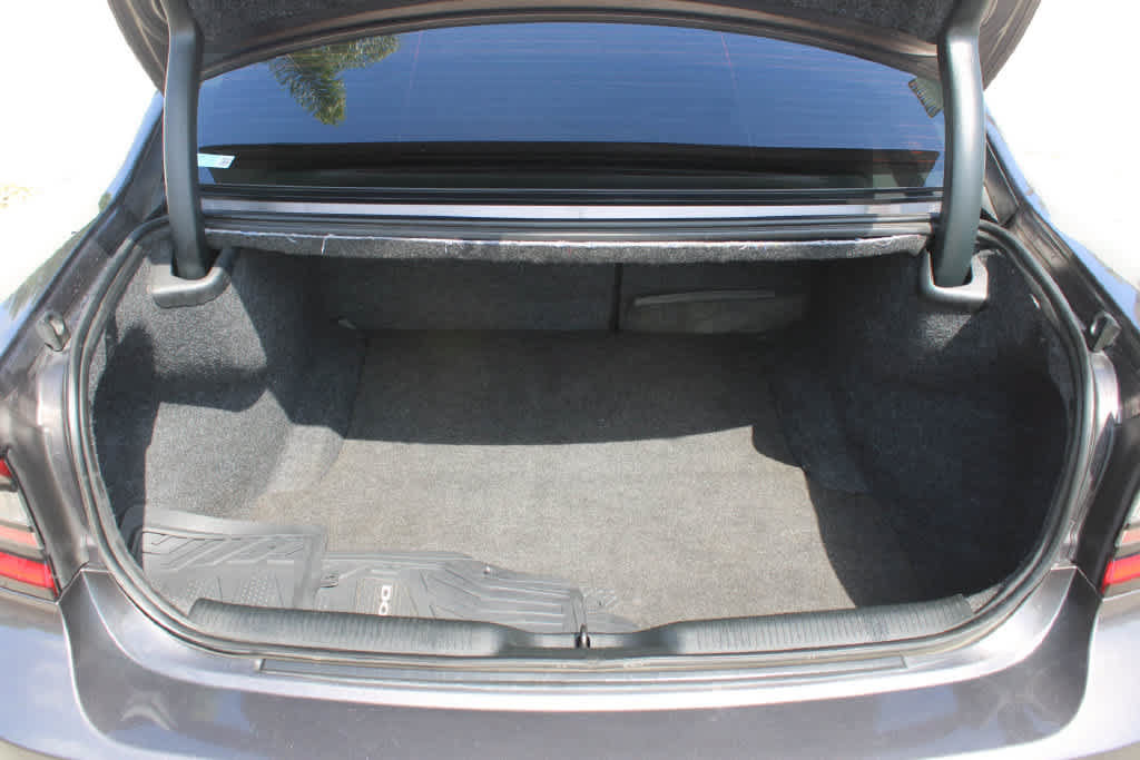 Used 2018 Dodge Charger SXT Plus RWD image 26