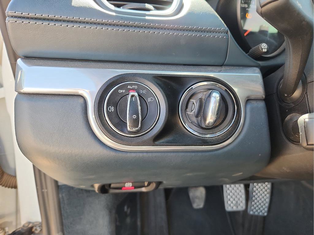 Used 2021 Porsche 718 Cayman image 20