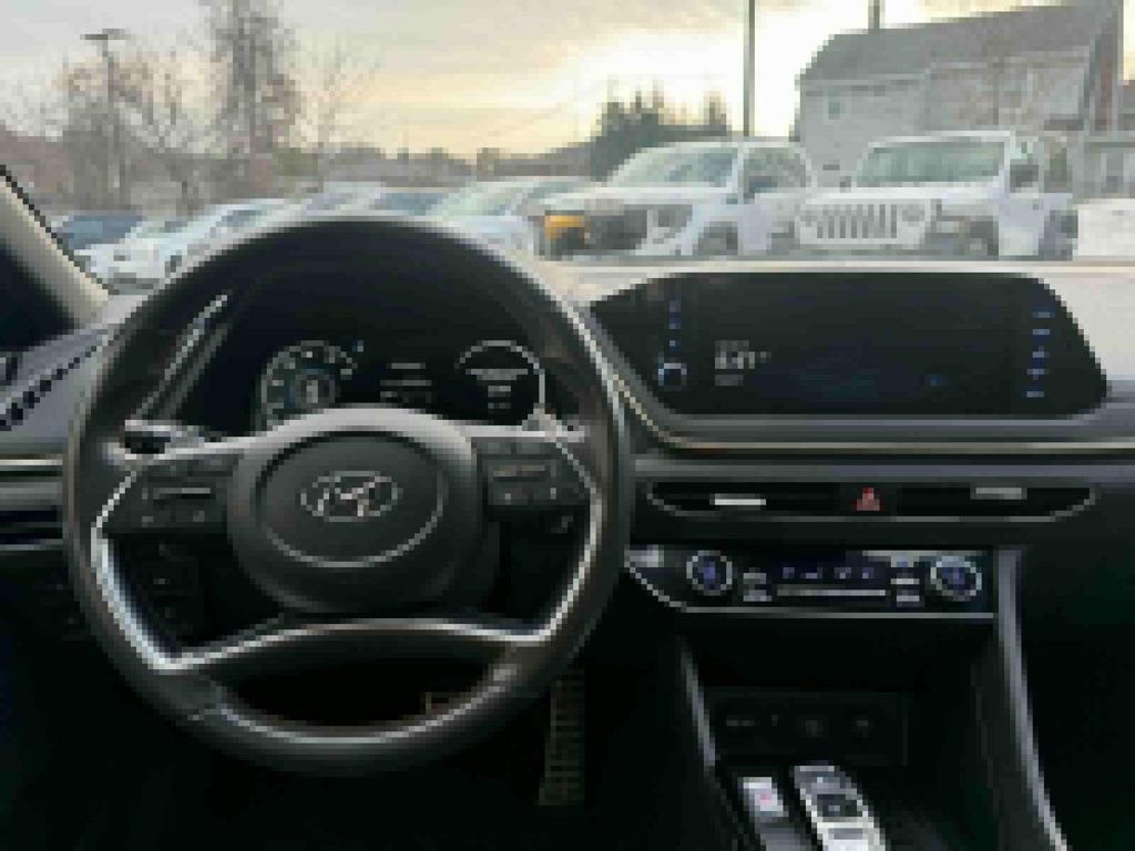 Used 2022 Hyundai Sonata SEL Plus image 21