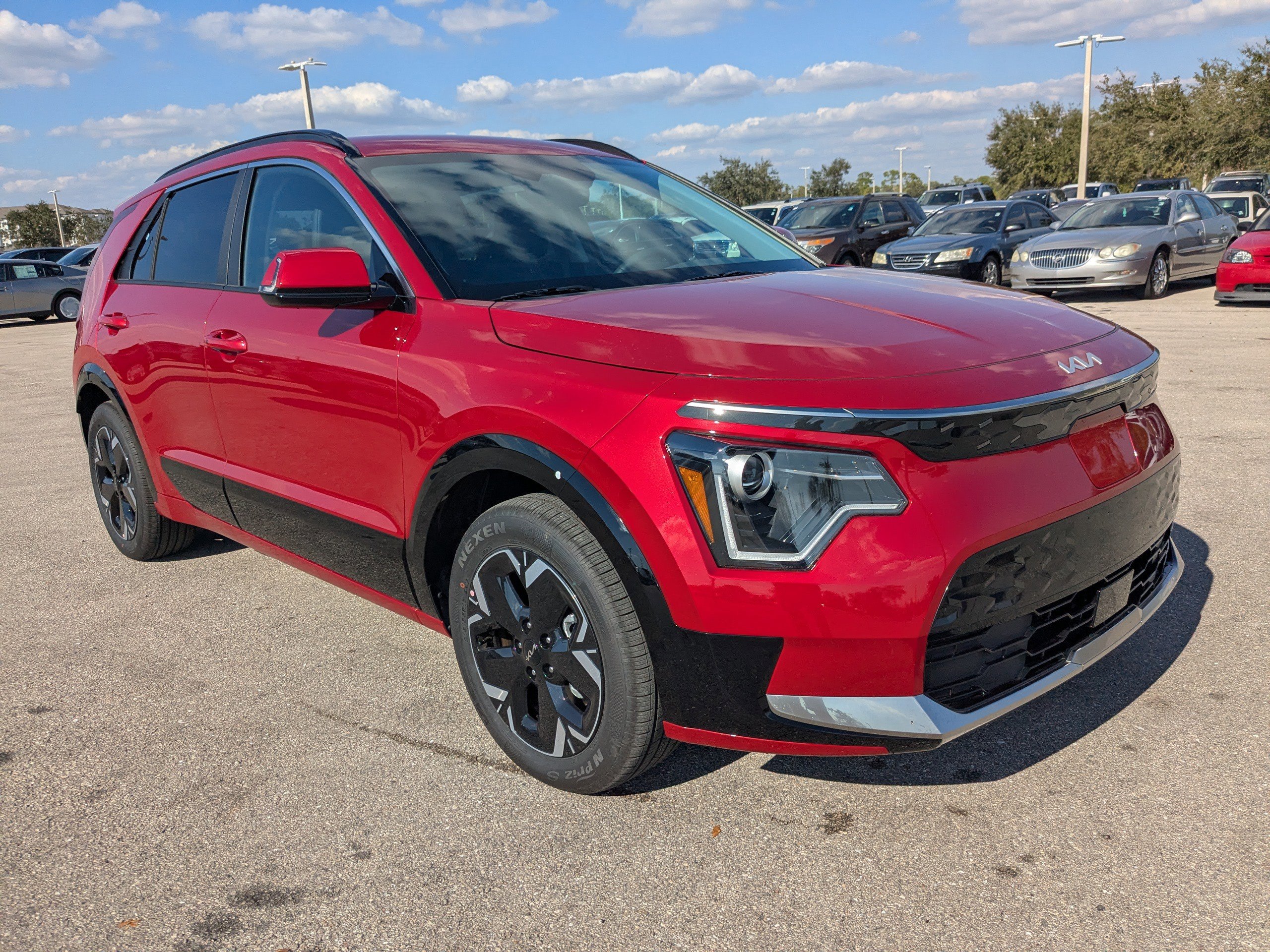 New 2025 Kia Niro Wind w/ Wind Preserve Package image 2