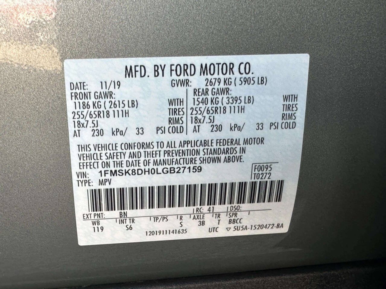Used 2020 Ford Explorer XLT w/ Equipment Group 202A AWD/4WD image 26