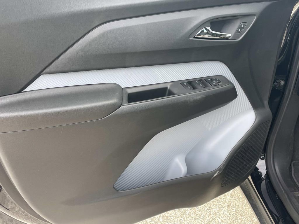 New 2027 Chevrolet Bolt RS w/ Technology Package FWD image 14
