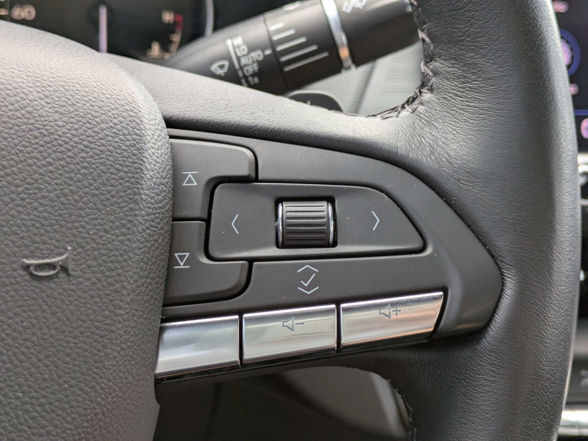 Used 2023 Cadillac CT4 Premium Luxury w/ Climate Package RWD image 21