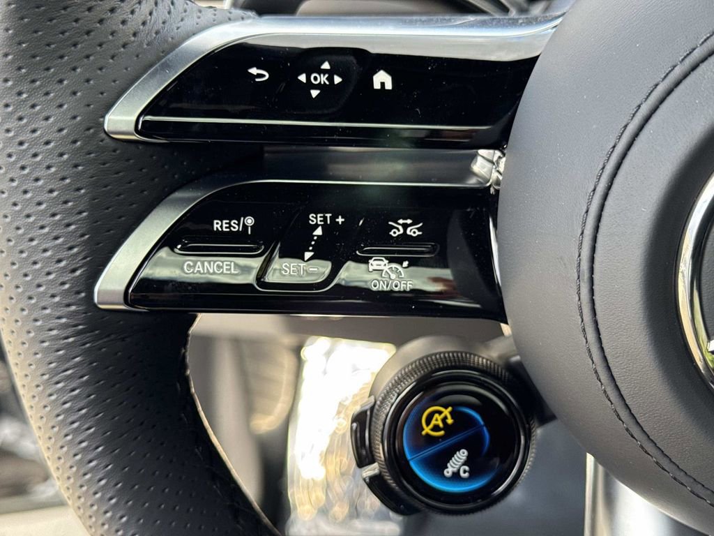 New 2026 Mercedes-Benz GLS 63 AMG 4MATIC image 30