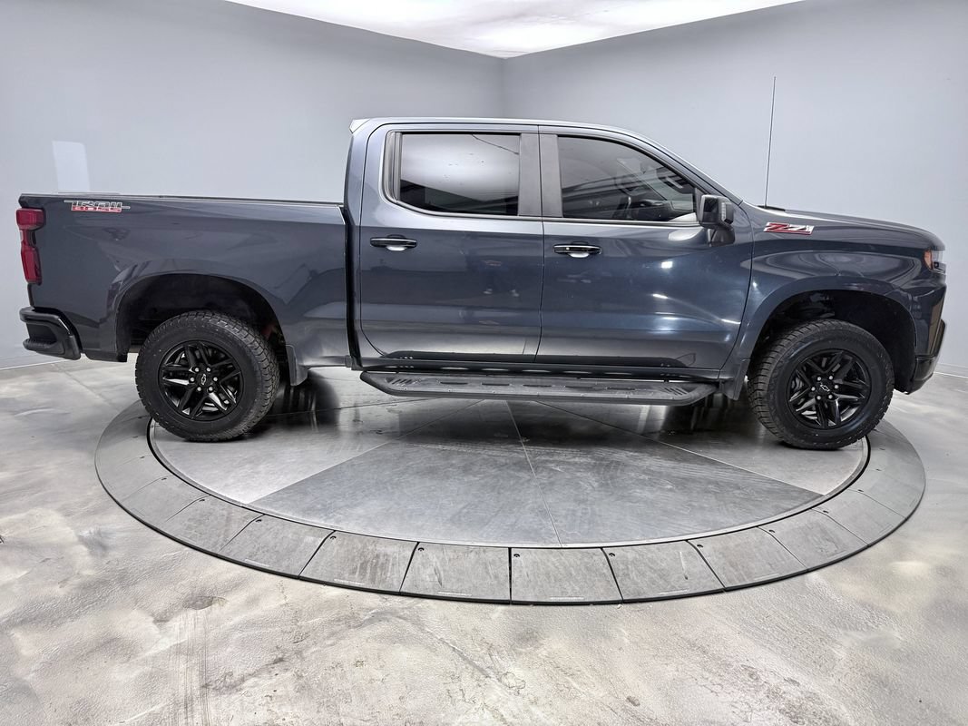Used 2021 Chevrolet Silverado 1500 LT Trail Boss w/ Convenience Package II AWD/4WD image 4