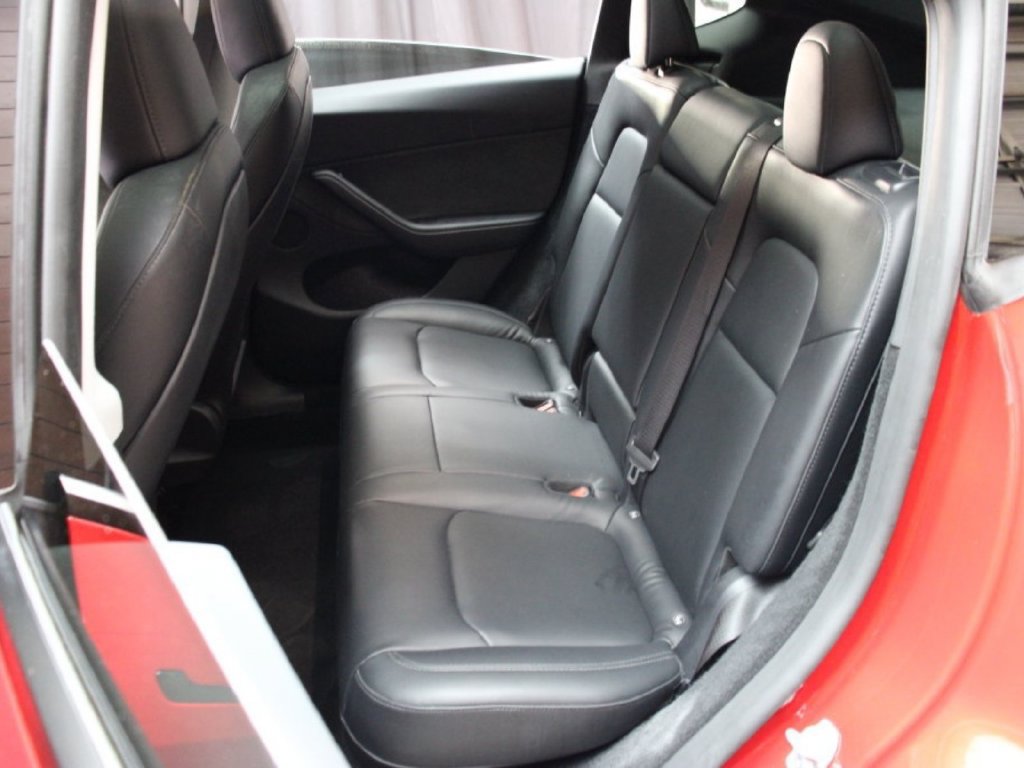 Used 2023 Tesla Model Y Long Range AWD/4WD image 15