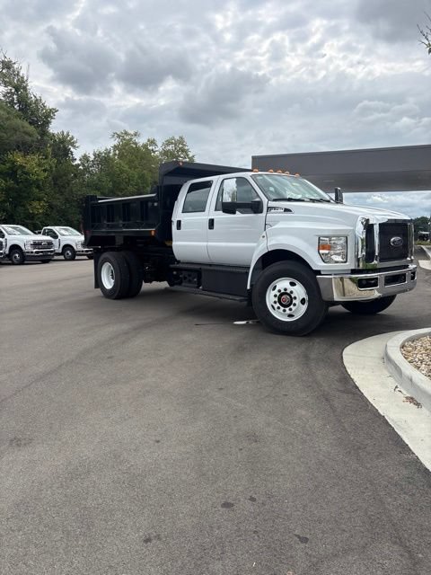 New 2027 Ford F750 2WD Crew Cab Super Duty image 4