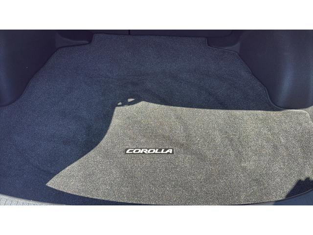 Used 2023 Toyota Corolla LE w/ LE Convenience Package FWD image 21