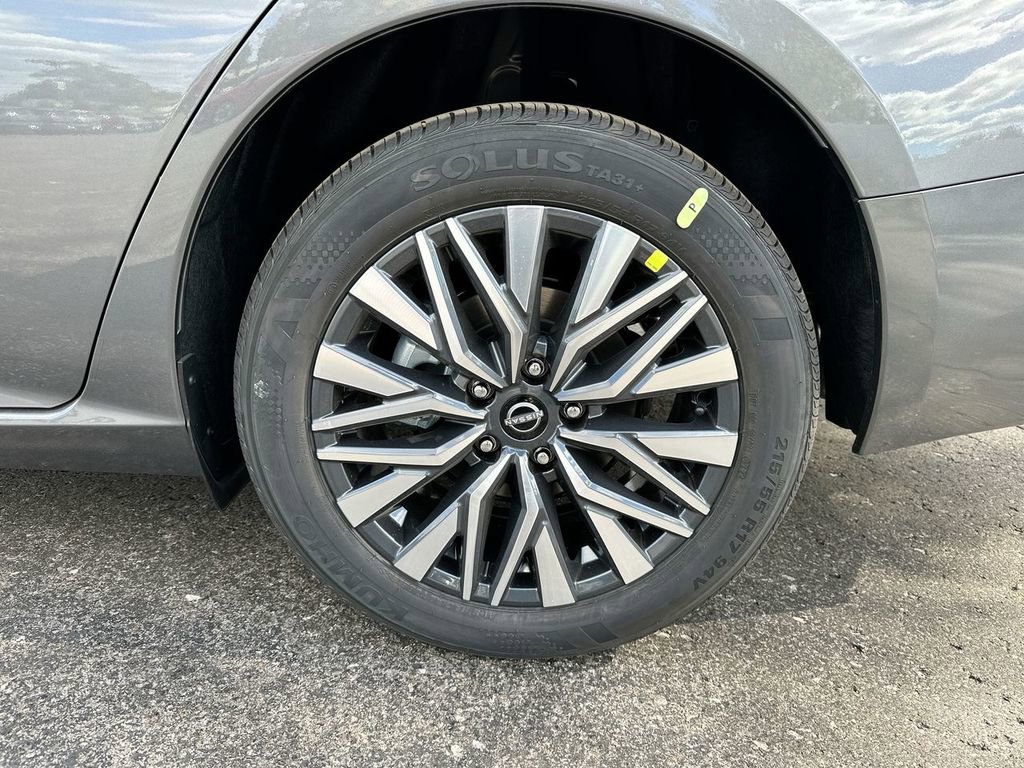 Used 2025 Nissan Altima 2.5 SV image 20