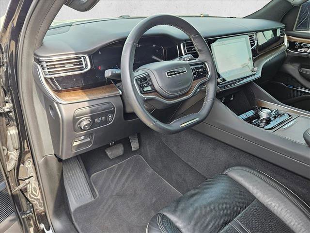 Used 2023 Jeep Grand Wagoneer Series II image 10
