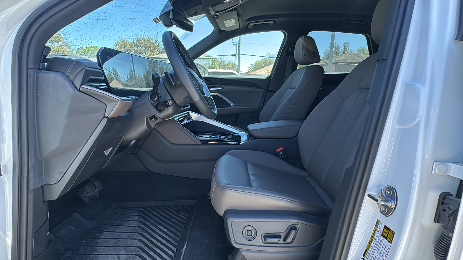 Used 2025 Audi Q5 2.0T Premium image 9