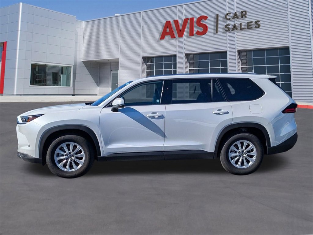 Used 2025 Toyota Grand Highlander FWD image 2