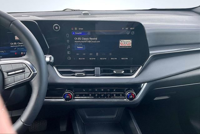 Used 2025 Chevrolet Equinox LT w/ Convenience Package II AWD/4WD image 9