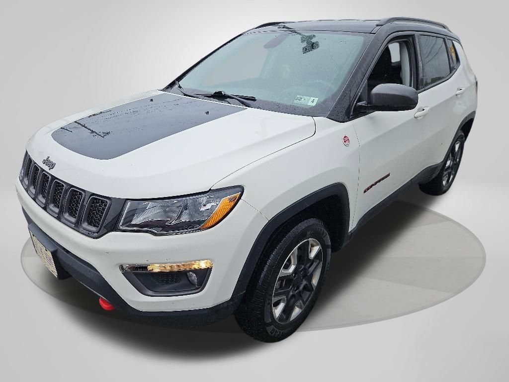 Used 2017 Jeep Compass Trailhawk w/ Navigation Group AWD/4WD image 2