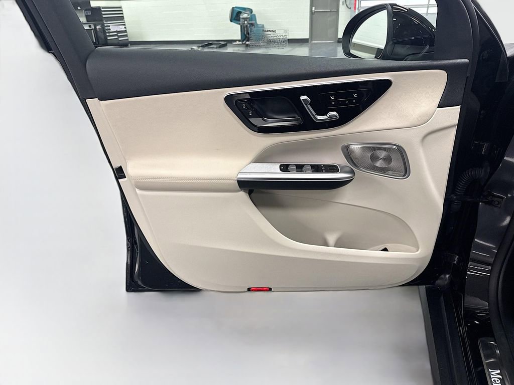 Certified 2026 Mercedes-Benz GLC 300 image 23