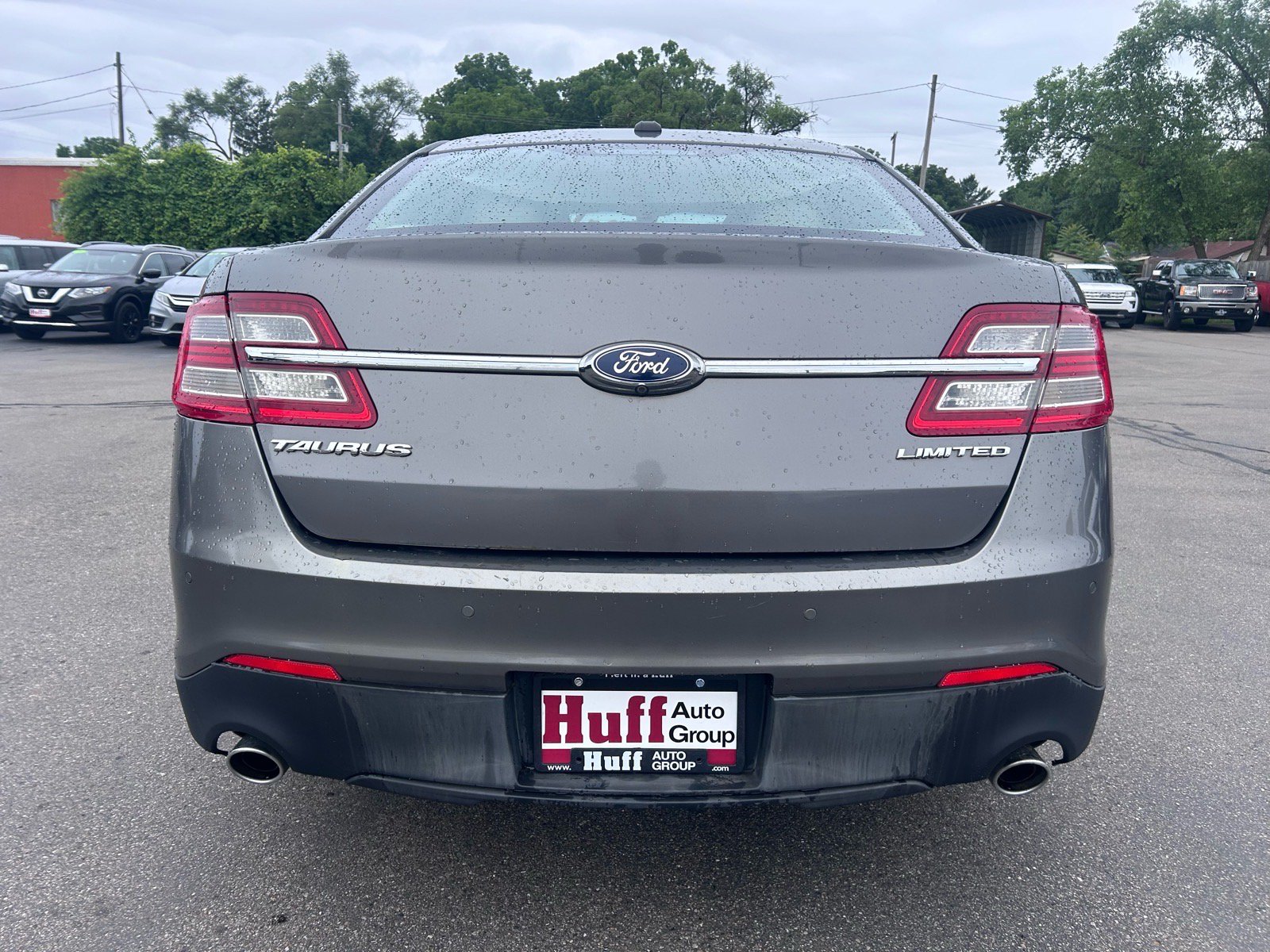 Used 2013 Ford Taurus Limited FWD image 8