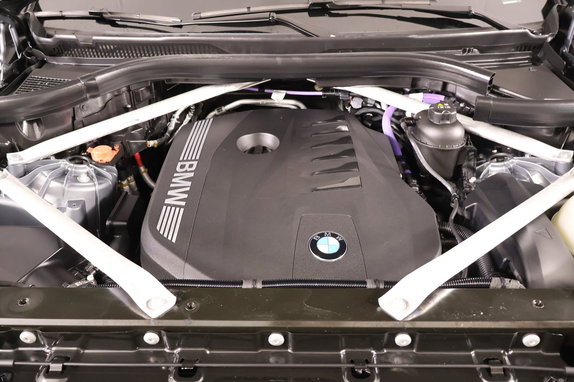 Used 2024 BMW X5 xDrive40i w/ Premium Package AWD/4WD image 21