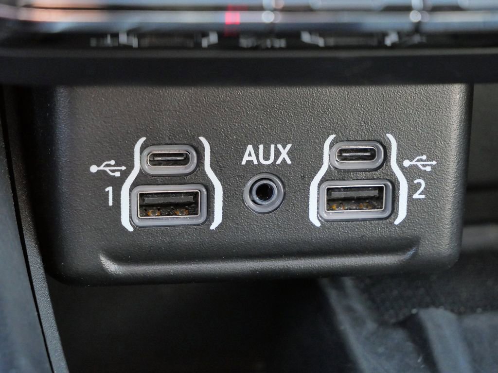 Used 2024 Dodge Durango R/T image 46