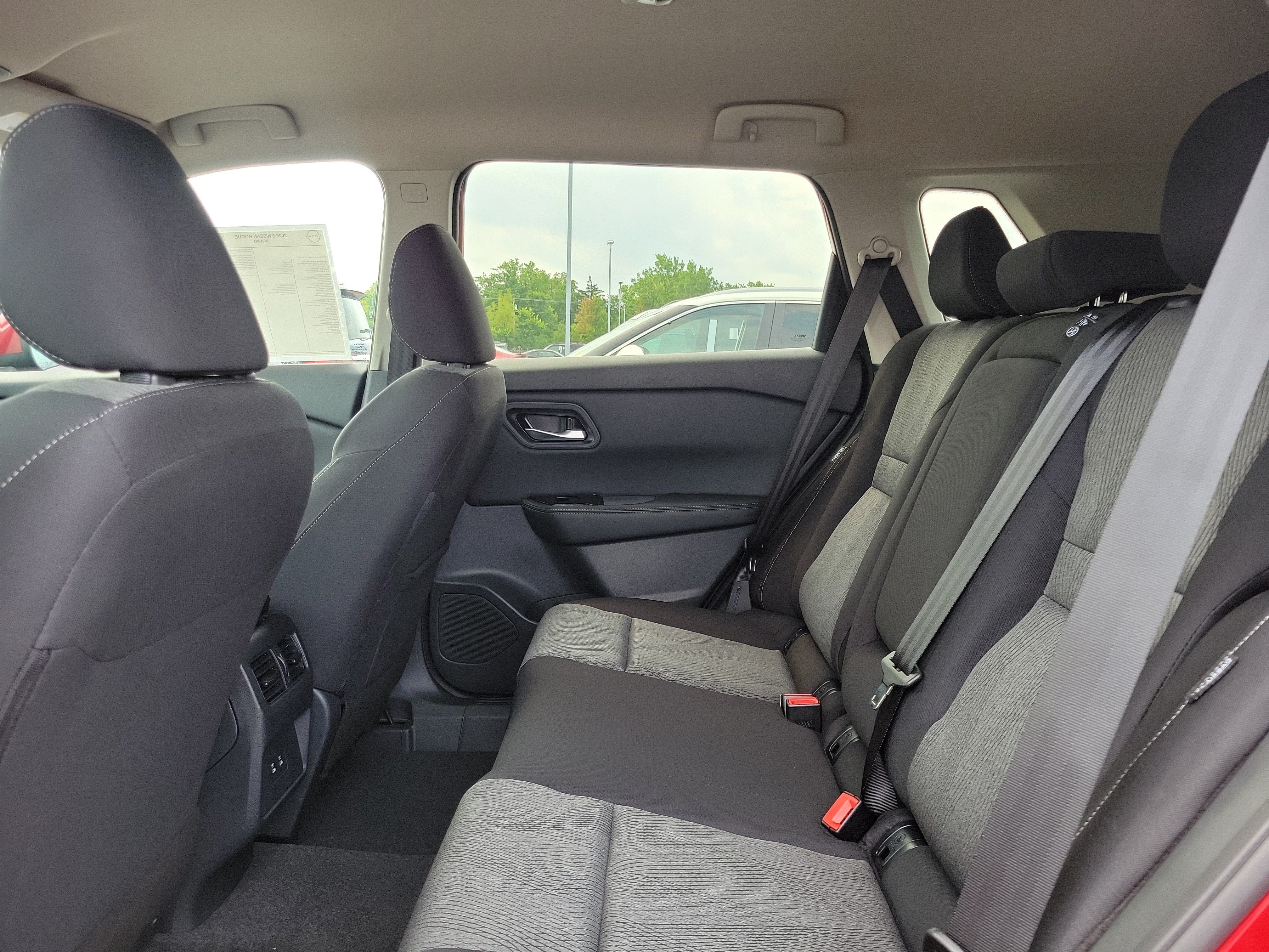 New 2026 Nissan Rogue SV w/ Cold Weather Package AWD/4WD image 11