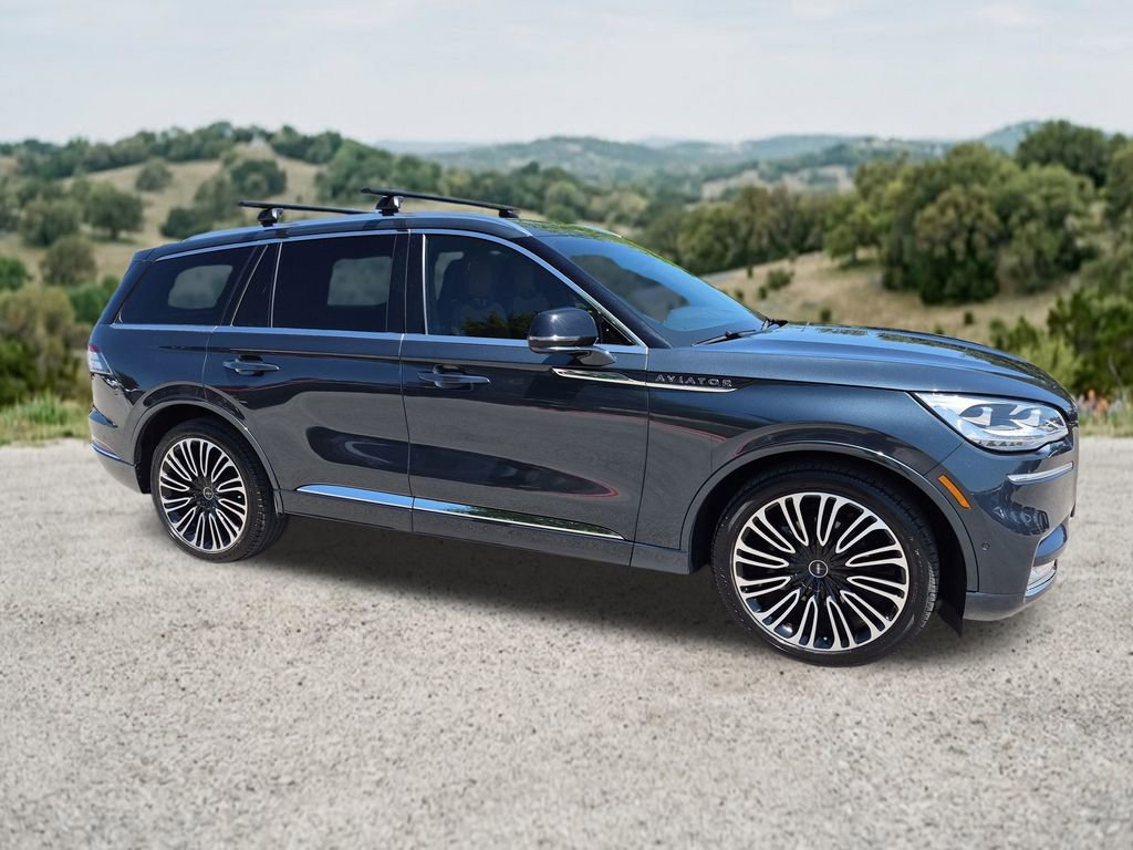 Used 2023 Lincoln Aviator Black Label w/ Dynamic Handling Package AWD/4WD image 13