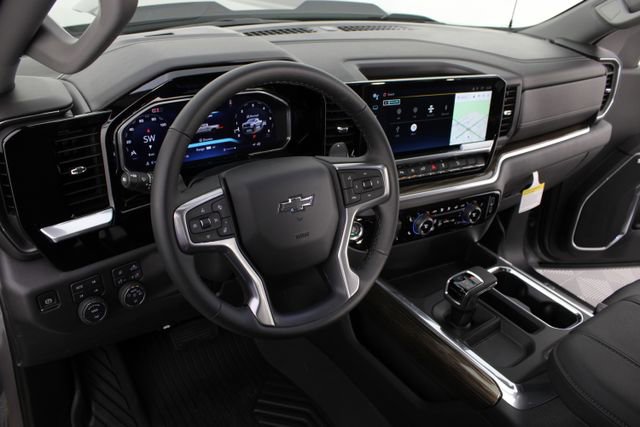 New 2026 Chevrolet Silverado 1500 LT Trail Boss w/ LT Trail Boss Premium Package AWD/4WD image 9