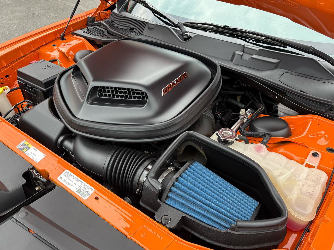 Used 2014 Dodge Challenger R/T RWD image 18