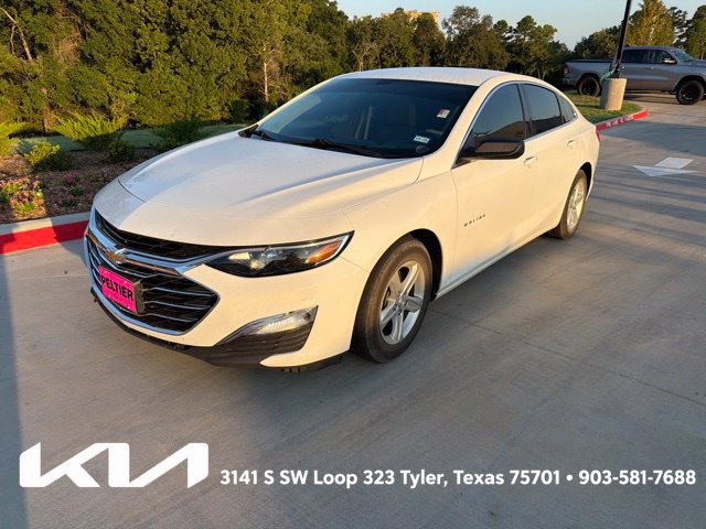 Used 2022 Chevrolet Malibu LS w/ LPO, Convenience Package 1 FWD image 3