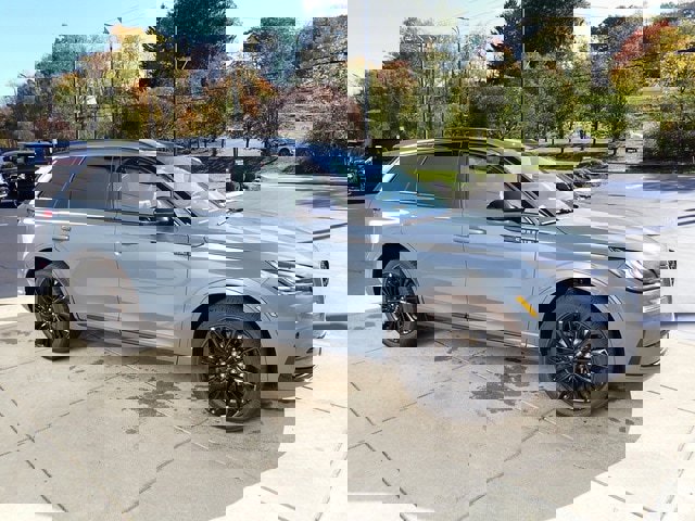 New 2026 Lincoln Corsair Premiere image 7