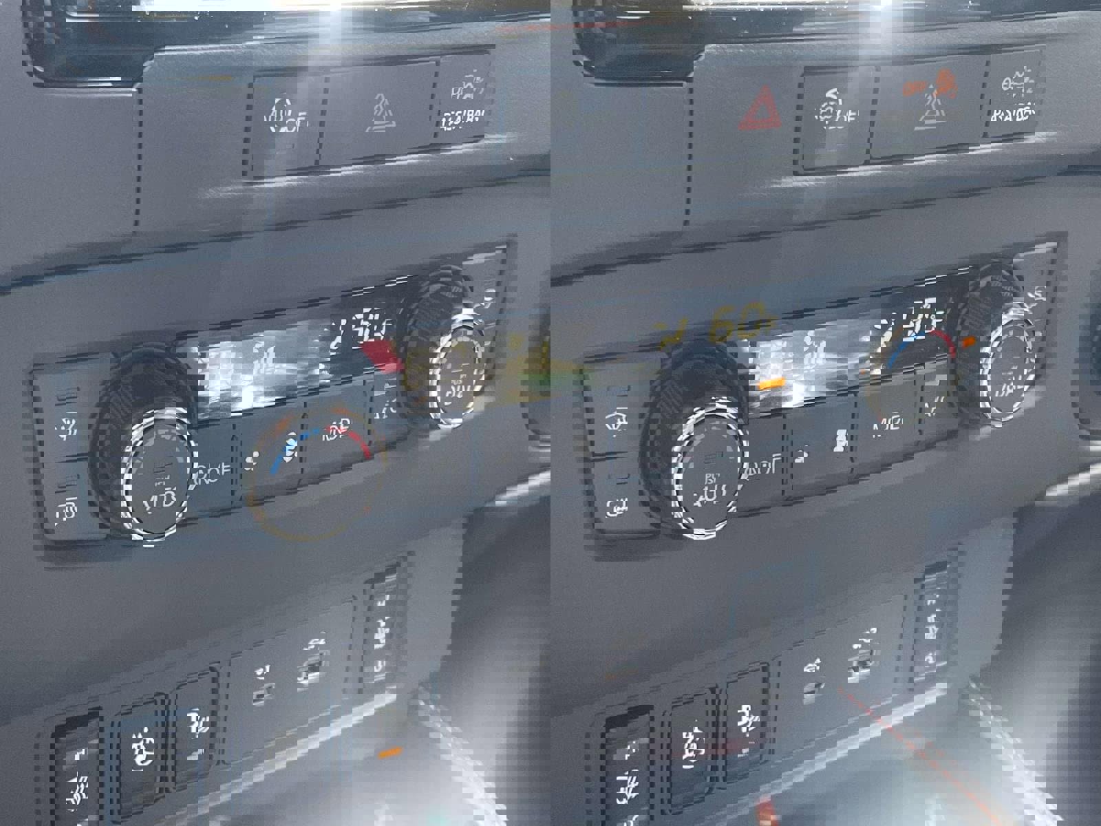 Used 2023 Nissan Frontier PRO-4X w/ Pro Convenience Package image 17