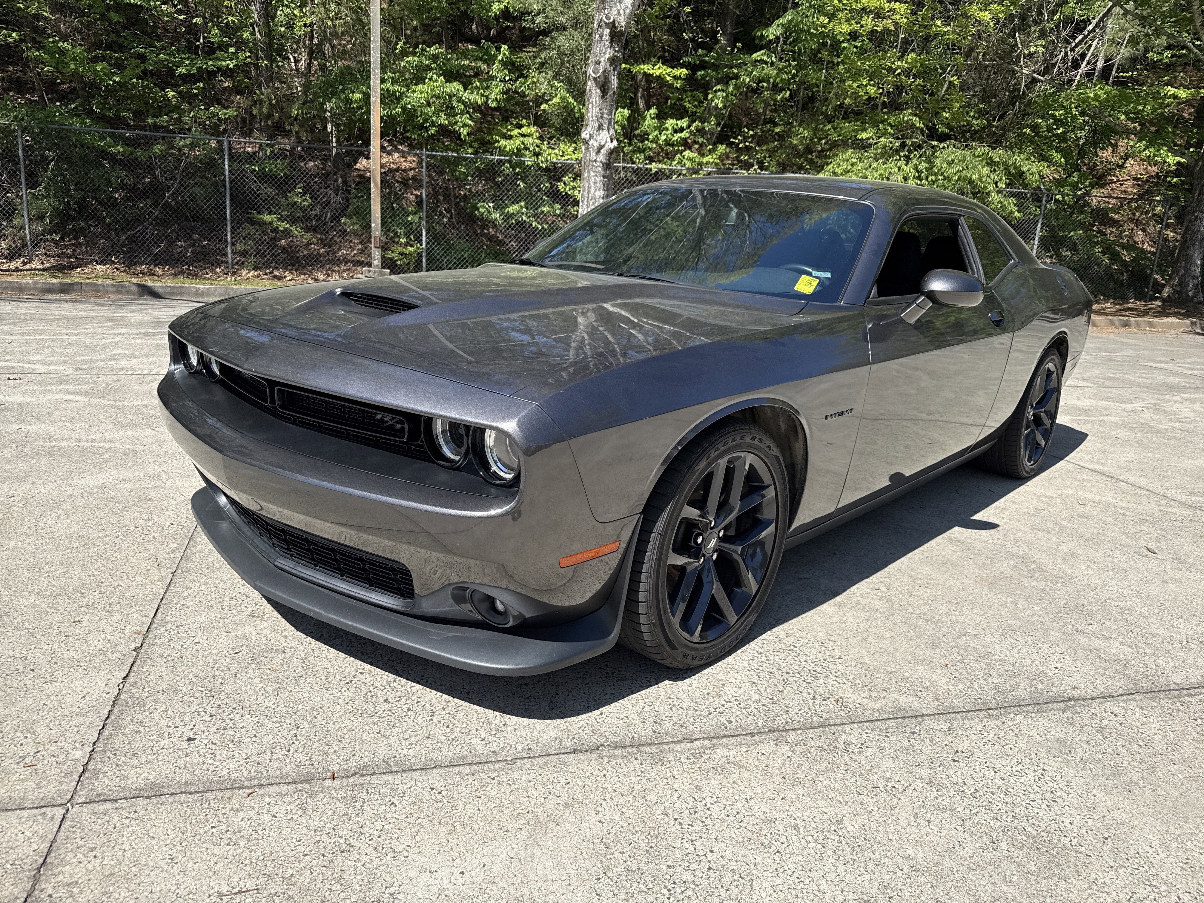 Used 2022 Dodge Challenger R/T w/ Blacktop Package RWD image 3